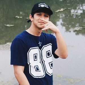 Meet your Posher, Christopher